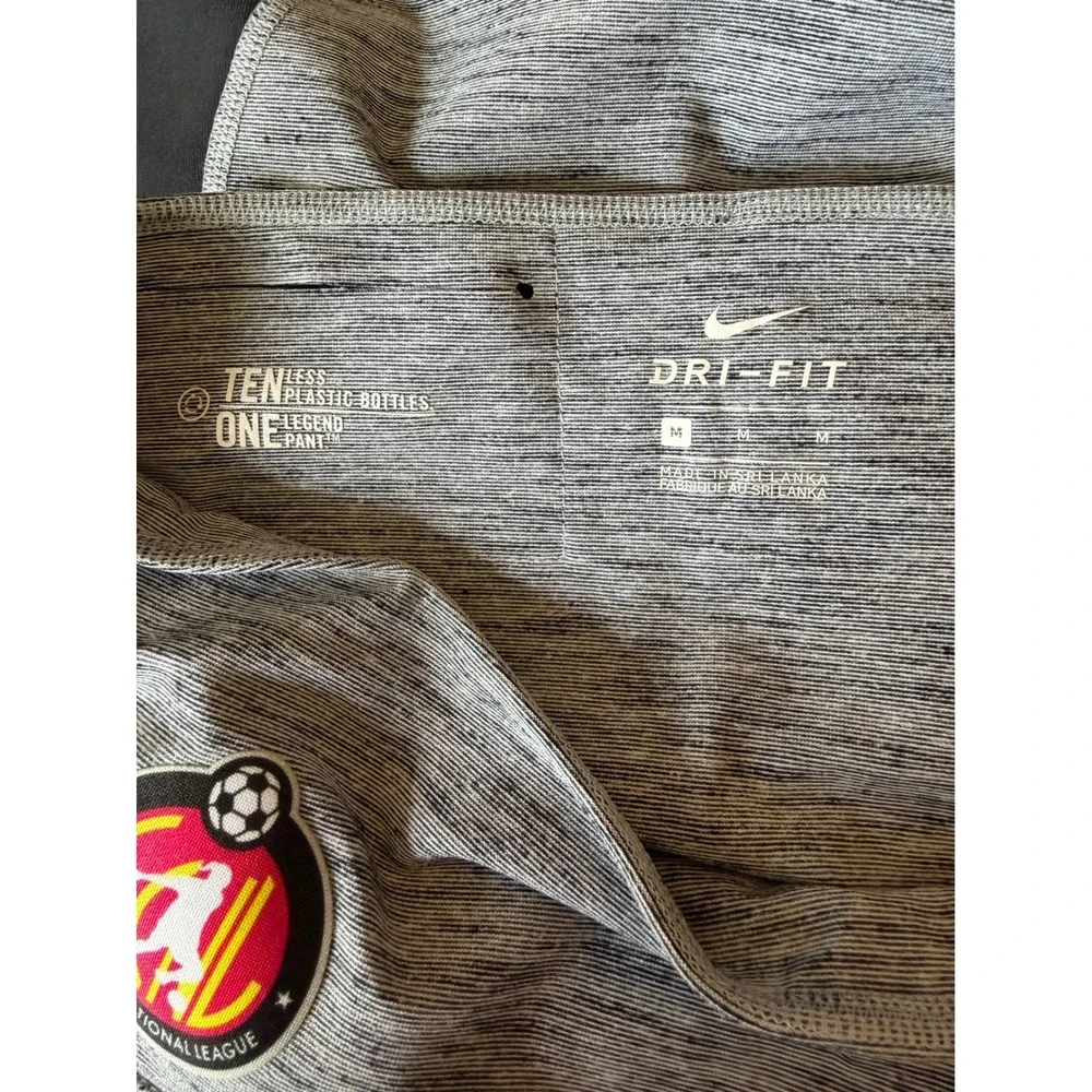 Nike waist 26